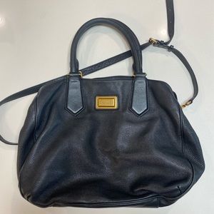Large Marc Jacobs work bag. The small straps are a little tattered. Non-smoker.